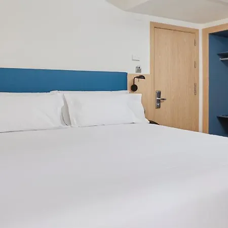 Occidental Hotel 4*